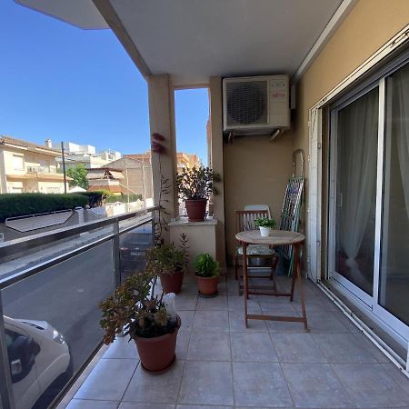 R123 Apartamento En La Planta Baja Con Piscina Cerca De La Playa Calafell Extérieur photo