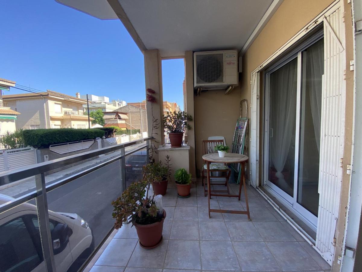 R123 Apartamento En La Planta Baja Con Piscina Cerca De La Playa Calafell Extérieur photo