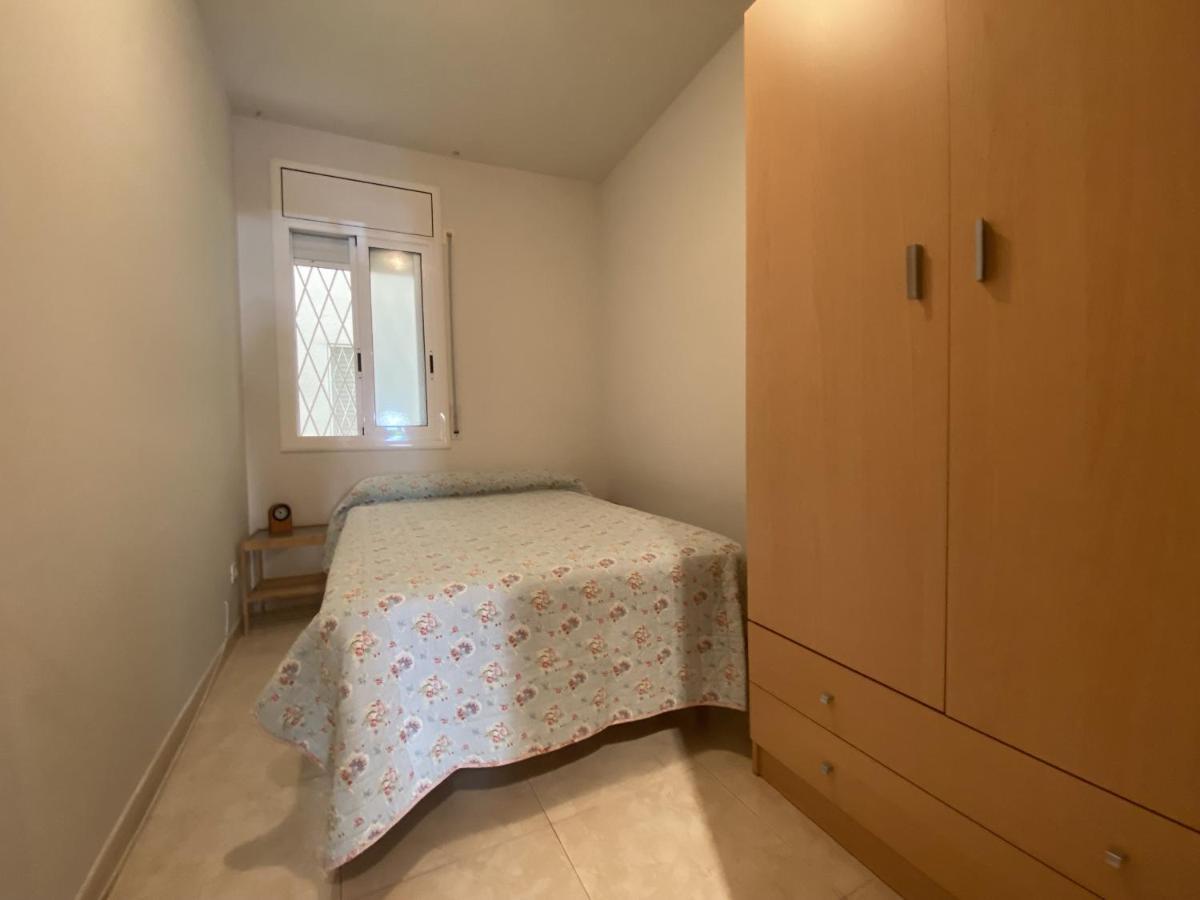 R123 Apartamento En La Planta Baja Con Piscina Cerca De La Playa Calafell Extérieur photo