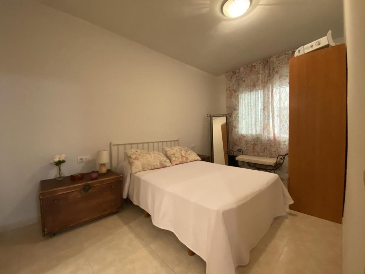 R123 Apartamento En La Planta Baja Con Piscina Cerca De La Playa Calafell Extérieur photo