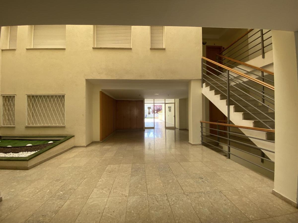 R123 Apartamento En La Planta Baja Con Piscina Cerca De La Playa Calafell Extérieur photo