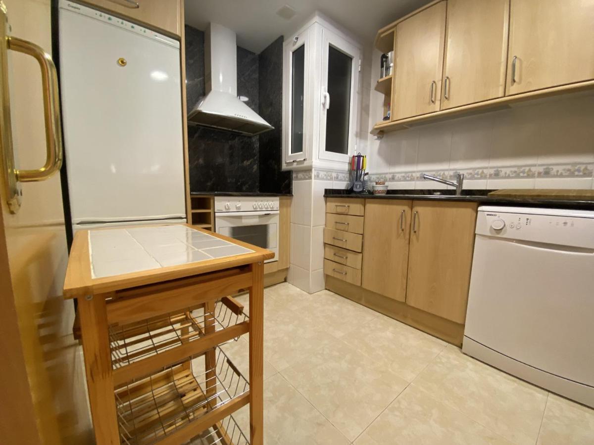 R123 Apartamento En La Planta Baja Con Piscina Cerca De La Playa Calafell Extérieur photo